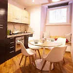 Saint John House Apartamento *
