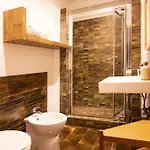 Saint John House * Roma