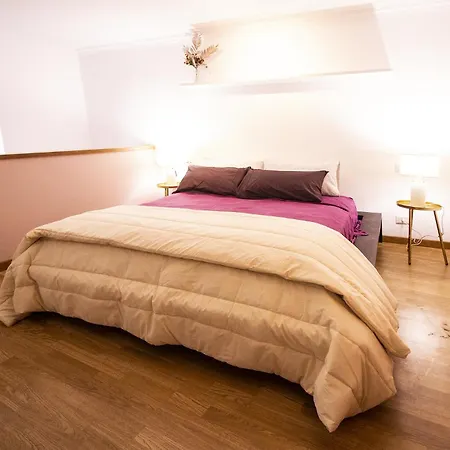 Saint John House * Rome